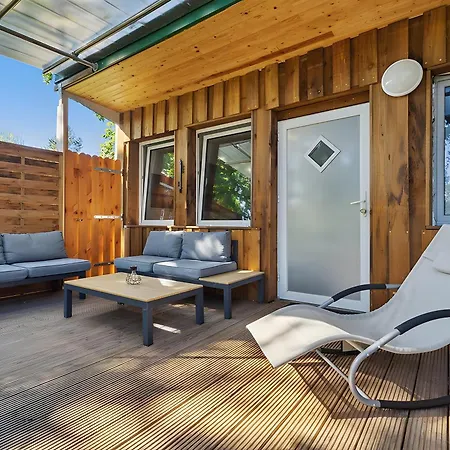 204 بيت للعطل *